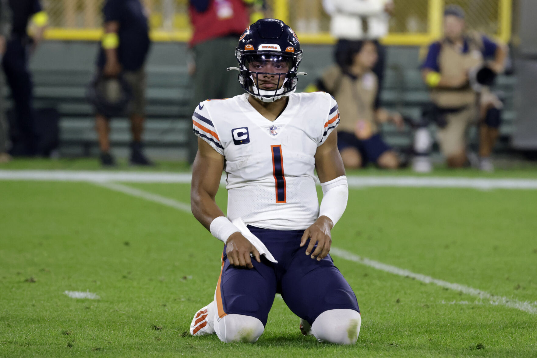 Bears Packers Football
